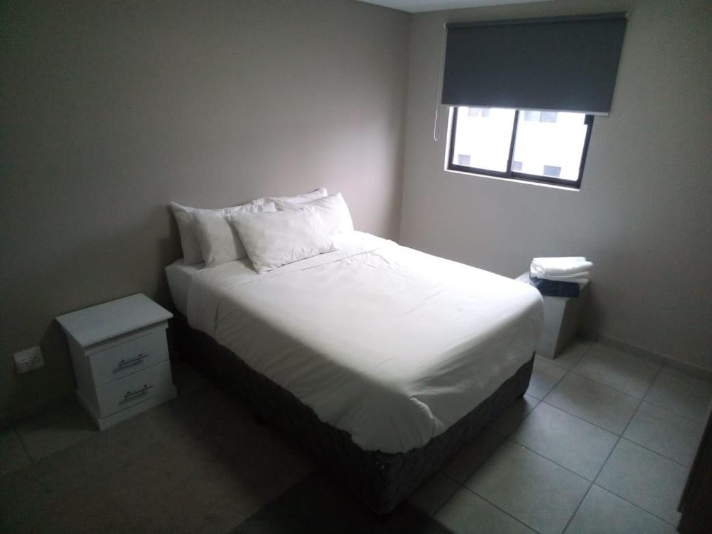 One Rosebank Stay Johannesburg Eksteriør billede